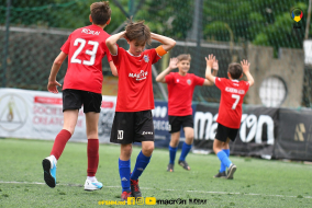 <a href="https://st.getinfootball.com/albums/1081958/6480189f6dcb7_1920.jpg" target="_blank">Descarcă</a>