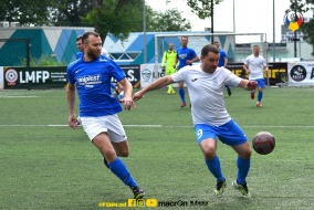 <a href="https://st.getinfootball.com/albums/1081970/64802571407b0_1920.jpg" target="_blank">Descarcă</a>