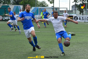 <a href="https://st.getinfootball.com/albums/1081970/6480257274012_1920.jpg" target="_blank">Descarcă</a>