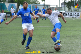 <a href="https://st.getinfootball.com/albums/1081970/64802573b994e_1920.jpg" target="_blank">Descarcă</a>