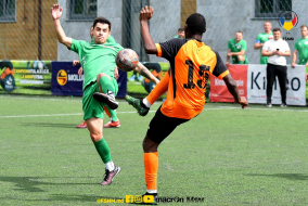 <a href="https://st.getinfootball.com/albums/1081971/64802613e2117_1920.jpg" target="_blank">Descarcă</a>