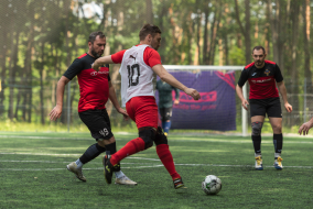 <a href="https://st.getinfootball.com/albums/1082068/64873b1b16e31_1920.jpg" target="_blank">Завантажити оригінал</a>