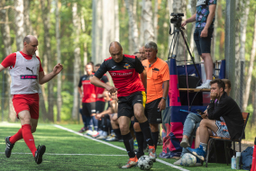 <a href="https://st.getinfootball.com/albums/1082068/64873b2b1300e_1920.jpg" target="_blank">Завантажити оригінал</a>