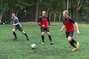 <a href="https://st.getinfootball.com/albums/1082082/648761b034227_1920.jpg" target="_blank">Завантажити оригінал</a>