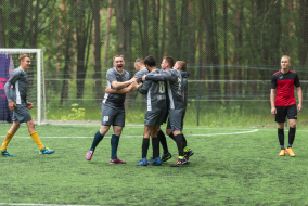 <a href="https://st.getinfootball.com/albums/1082082/648761bd120b0_1920.jpg" target="_blank">Завантажити оригінал</a>