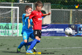 <a href="https://st.getinfootball.com/albums/1082136/648f1b4c97bd0_1920.jpg" target="_blank">Descarcă</a>