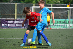 <a href="https://st.getinfootball.com/albums/1082136/648f1b65861c7_1920.jpg" target="_blank">Descarcă</a>
