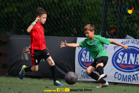 <a href="https://st.getinfootball.com/albums/1082137/648f1beb24680_1920.jpg" target="_blank">Descarcă</a>