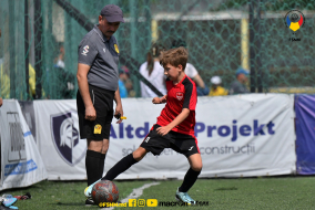 <a href="https://st.getinfootball.com/albums/1082137/648f1bf3a0388_1920.jpg" target="_blank">Descarcă</a>