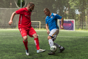 <a href="https://st.getinfootball.com/albums/1082192/6490303400545_1920.jpg" target="_blank">Завантажити оригінал</a>