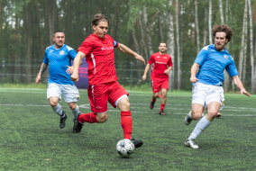 <a href="https://st.getinfootball.com/albums/1082192/6490305a677de_1920.jpg" target="_blank">Завантажити оригінал</a>