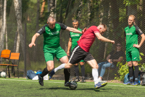 <a href="https://st.getinfootball.com/albums/1082194/649031edea808_1920.jpg" target="_blank">Завантажити оригінал</a>