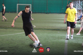 <a href="https://st.getinfootball.com/albums/1082359/649e069861fd7_1920.jpg" target="_blank">Завантажити оригінал</a>