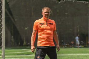 <a href="https://st.getinfootball.com/albums/1082379/64a29ecb74adb_1920.jpg" target="_blank">Завантажити оригінал</a>