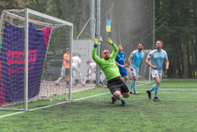<a href="https://st.getinfootball.com/albums/1082379/64a29efd28aca_1920.jpg" target="_blank">Завантажити оригінал</a>