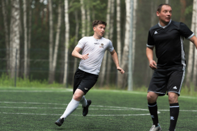 <a href="https://st.getinfootball.com/albums/1082383/64a2a26101c72_1920.jpg" target="_blank">Завантажити оригінал</a>