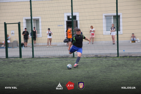 <a href="https://st.getinfootball.com/albums/1082415/64a34b624b9df_1920.jpg" target="_blank">Завантажити оригінал</a>