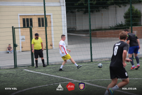 <a href="https://st.getinfootball.com/albums/1082415/64a34bc6be760_1920.jpg" target="_blank">Завантажити оригінал</a>