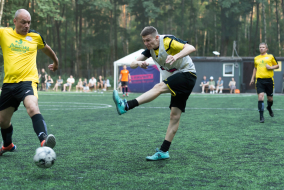 <a href="https://st.getinfootball.com/albums/1082429/64a3fa569b189_1920.jpg" target="_blank">Завантажити оригінал</a>