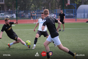 <a href="https://st.getinfootball.com/albums/1082461/64a7c105bb8f2_1920.jpg" target="_blank">Завантажити оригінал</a>
