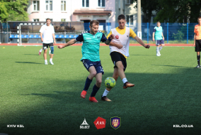 <a href="https://st.getinfootball.com/albums/1082586/64b2e45bb405f_1920.jpg" target="_blank">Завантажити оригінал</a>