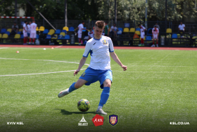 <a href="https://st.getinfootball.com/albums/1082595/64b5027d087ca_1920.jpg" target="_blank">Завантажити оригінал</a>