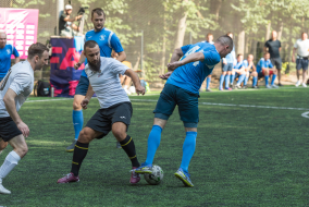 <a href="https://st.getinfootball.com/albums/1082616/64b58a72808c1_1920.jpg" target="_blank">Завантажити оригінал</a>