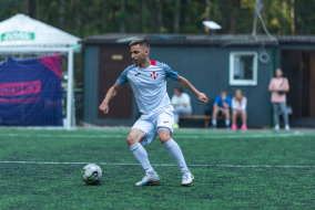 <a href="https://st.getinfootball.com/albums/1082652/64b66a87bacf7_1920.jpg" target="_blank">Завантажити оригінал</a>