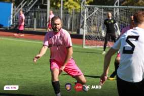 <a href="https://st.getinfootball.com/albums/1083453/64ff45ef3a6ad_1920.jpg" target="_blank">Завантажити оригінал</a>