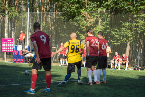 <a href="https://st.getinfootball.com/albums/1083554/6508844262262_1920.jpg" target="_blank">Завантажити оригінал</a>