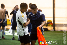 <a href="https://st.getinfootball.com/albums/1083618/650d3df338c68_1920.jpg" target="_blank">Завантажити оригінал</a>