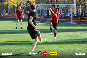<a href="https://st.getinfootball.com/albums/1084079/652cefed740d5_1920.jpg" target="_blank">Завантажити оригінал</a>