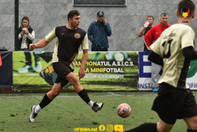 <a href="https://st.getinfootball.com/albums/1084638/654de616a6e5b_1920.jpg" target="_blank">Descarcă</a>