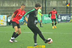 <a href="https://st.getinfootball.com/albums/1084807/6558e2db351b9_1920.jpg" target="_blank">Descarcă</a>