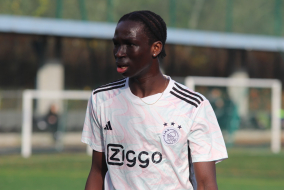 <a href="https://st.getinfootball.com/albums/1084815/6558f0126ae36_1920.jpg" target="_blank">Download original</a>