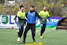 <a href="https://st.getinfootball.com/albums/1084899/655b721bc5c58_1920.jpg" target="_blank">Descarcă</a>