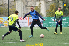 <a href="https://st.getinfootball.com/albums/1084899/655b722405408_1920.jpg" target="_blank">Descarcă</a>