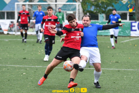 <a href="https://st.getinfootball.com/albums/1084903/655b742e22637_1920.jpg" target="_blank">Descarcă</a>