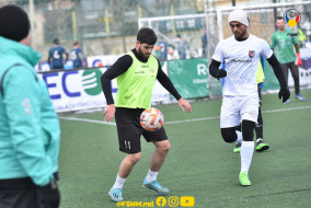 <a href="https://st.getinfootball.com/albums/1085098/656e26da7a4a5_1920.jpg" target="_blank">Descarcă</a>