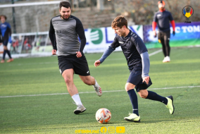 <a href="https://st.getinfootball.com/albums/1085104/656e2944e8585_1920.jpg" target="_blank">Descarcă</a>