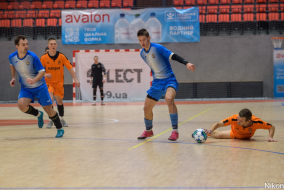 <a href="https://st.getinfootball.com/albums/1085123/656f00fb796a8_1920.jpg" target="_blank">Завантажити оригінал</a>
