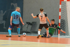 <a href="https://st.getinfootball.com/albums/1085123/656f024a8ff52_1920.jpg" target="_blank">Завантажити оригінал</a>