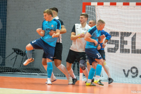 <a href="https://st.getinfootball.com/albums/1085123/656f027b6fa80_1920.jpg" target="_blank">Завантажити оригінал</a>