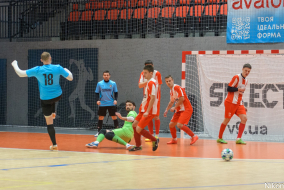 <a href="https://st.getinfootball.com/albums/1085123/656f03154f30f_1920.jpg" target="_blank">Завантажити оригінал</a>