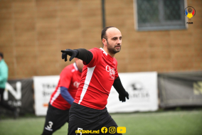<a href="https://st.getinfootball.com/albums/1085301/658045fecc36a_1920.jpg" target="_blank">Descarcă</a>