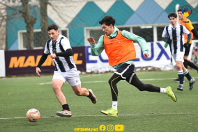 <a href="https://st.getinfootball.com/albums/1085306/658048ae0b294_1920.jpg" target="_blank">Descarcă</a>