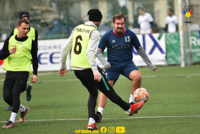 <a href="https://st.getinfootball.com/albums/1085307/6580494022158_1920.jpg" target="_blank">Descarcă</a>