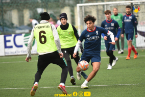 <a href="https://st.getinfootball.com/albums/1085307/6580494270414_1920.jpg" target="_blank">Descarcă</a>