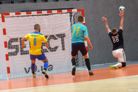 <a href="https://st.getinfootball.com/albums/1085400/6587d2d75dfef_1920.jpg" target="_blank">Завантажити оригінал</a>
