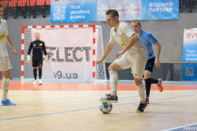 <a href="https://st.getinfootball.com/albums/1085400/6587d3422c410_1920.jpg" target="_blank">Завантажити оригінал</a>